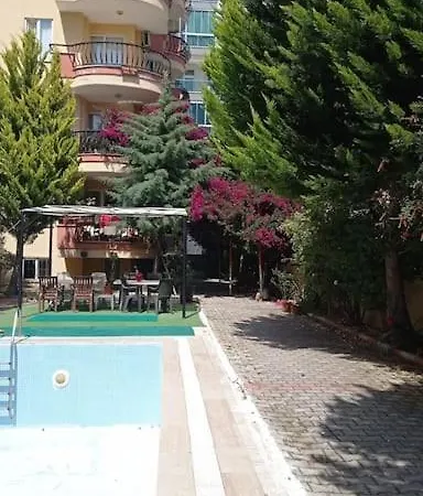 250М До Пляжа 1+1 80М2 Центр Махмутлара Apartment